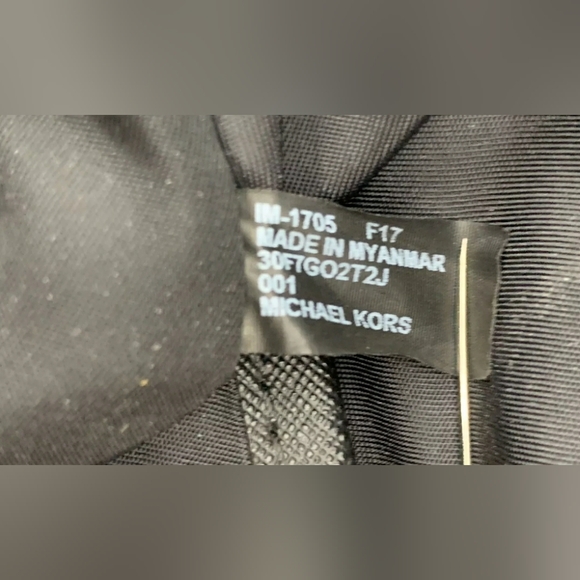 Michael Kors MK Designer Kelsey Black Leopard Print Tote W/ Monogrammed Wallet - Picture 6 of 10